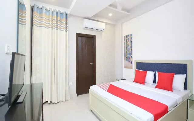 Royal Lake Suites By OYO Rooms