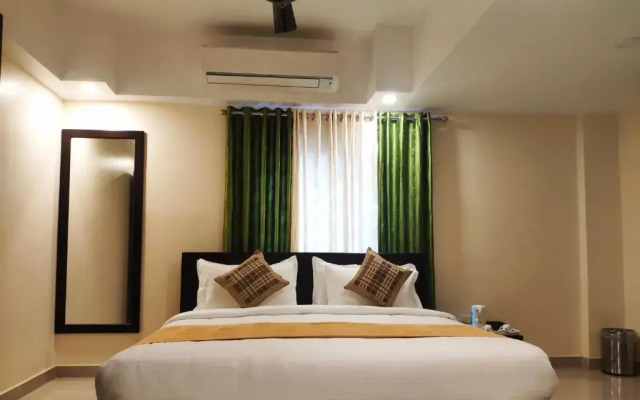 Aura Residency