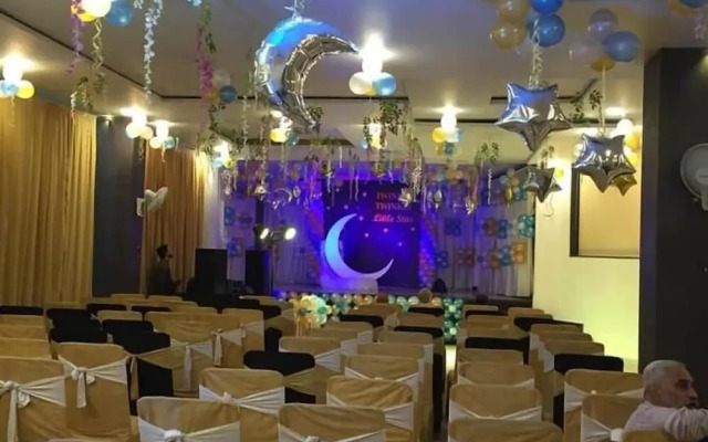 Oyo 11375 Hotel G20 Inn
