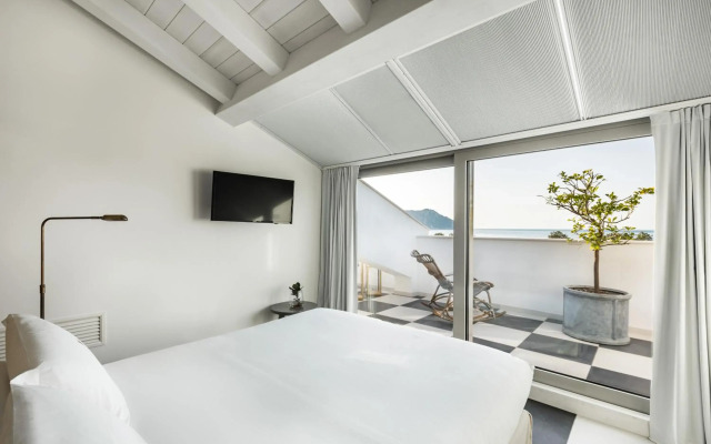 Seebay Hotel