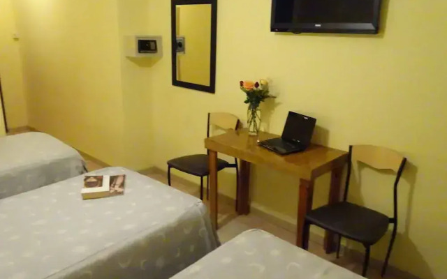 Hotel Tango Facultad