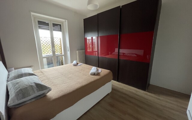 Impeccable 2-bed House in Milano up to 4 People