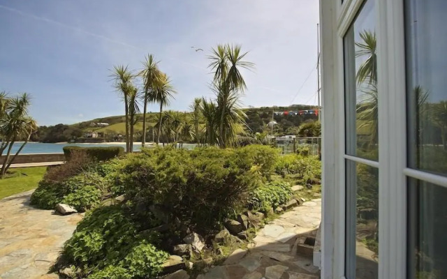 4 The Salcombe