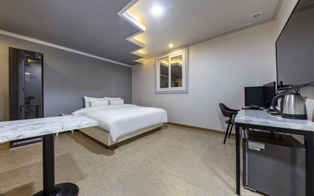 Mokpo Hotel Bobos