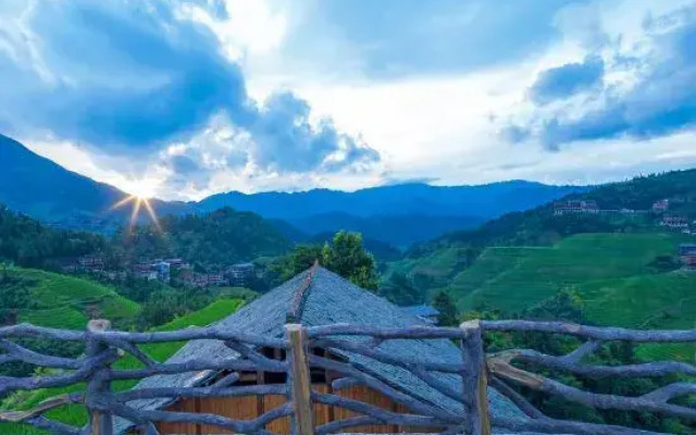 360 panoramic Hotel (Longji terrace viewing platform store)