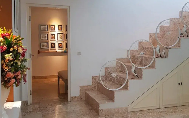Ka Hana Mana Villa