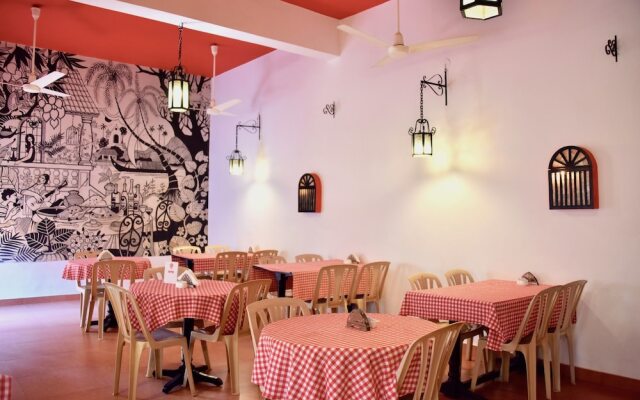OYO 10240 Hotel Mayfair 1