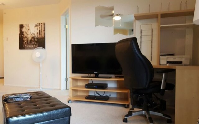 Fastlane Suites Tarjan