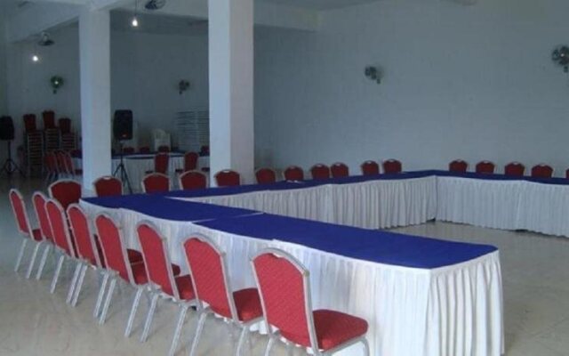 Tropic Inn Hotel