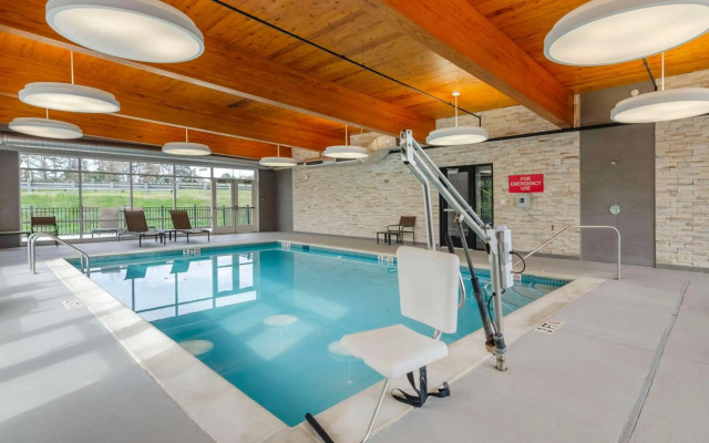 Country Inn & Suites by Radisson, Charlottesville-UVA, VA