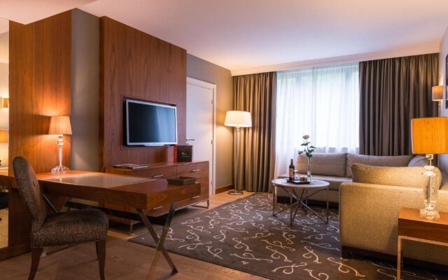 Mövenpick Hotel Paris Neuilly