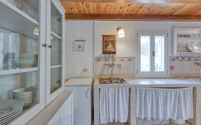 Eco House Zabodarski Beach