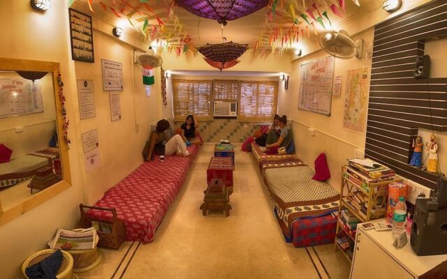 Basti - A Backpackers Hostel