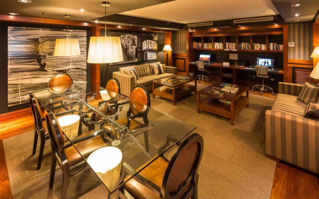 U232 Hotel