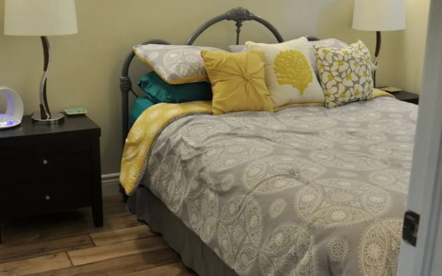 Moncton Suites - 13 Willard Road