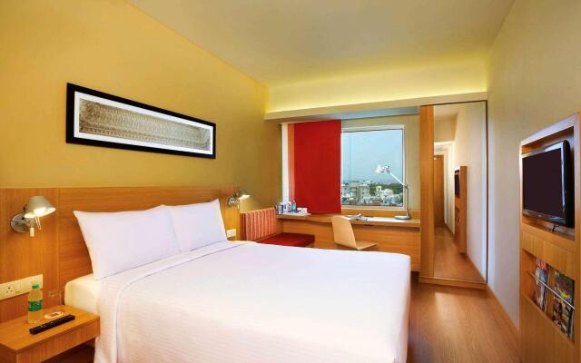 ibis Gurgaon Golf Course Road Hotel