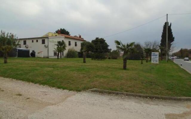 Rooms Matea Pula
