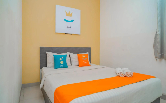 OYO 808 Pondok 24 – Guest Rooms – Cirebon