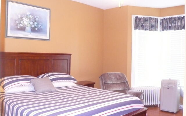 Niagara's Emerald Falls Bed & Breakfast