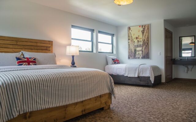 Okoboji Commons Hotel