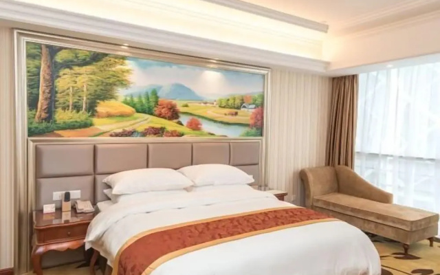 Vienna International Hotel (Ningbo South Business District Universal City) – Guest Rooms – Ningbo