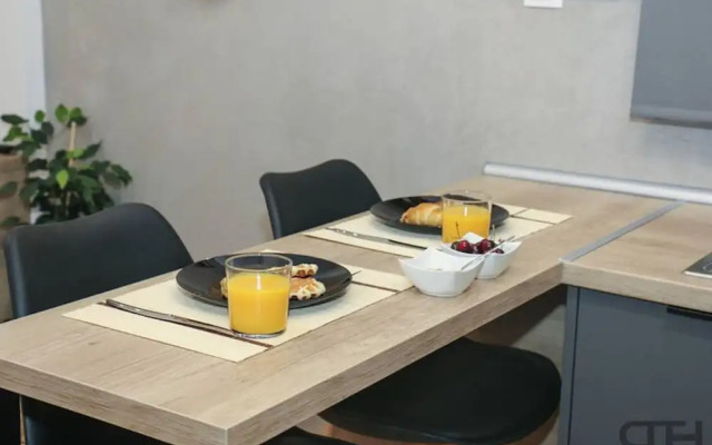 New Studio 3 Downtown Thessaloniki-fully Equipped