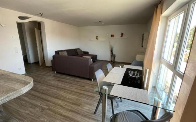 Seebrise mit Musik und Wein