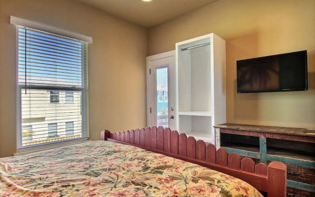 All Washed Up 4Br Home