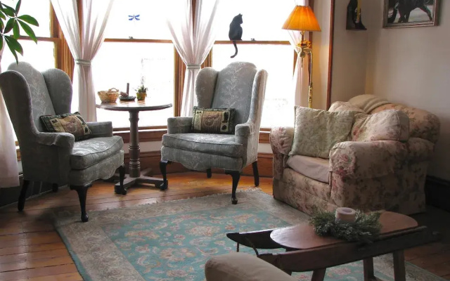 Rose Arbour Bed & Breakfast