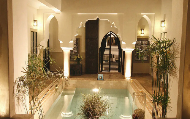 Riad 5 Sens