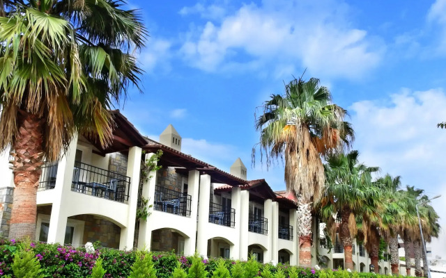 Tiana Beach Resort - All Inclusive
