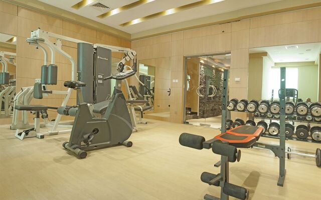 Boutique 7 Hotel & Suites