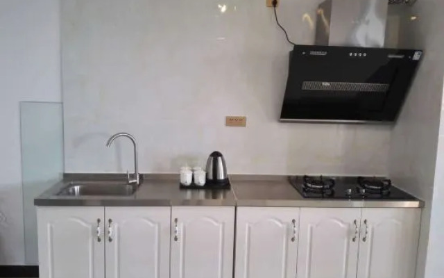 Haitu Apartment (Beihai Yintan Yihai Jiangshan)