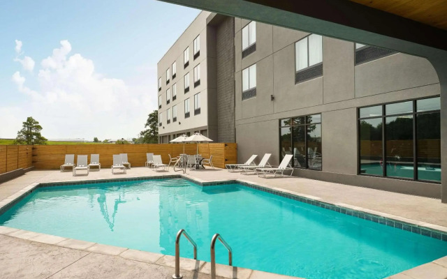 Radisson Hotel West Memphis