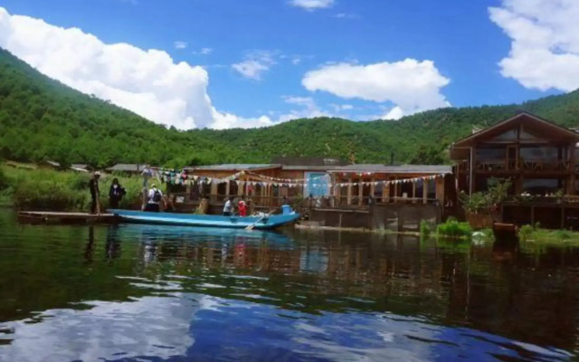 These Years Hotel Lijiang
