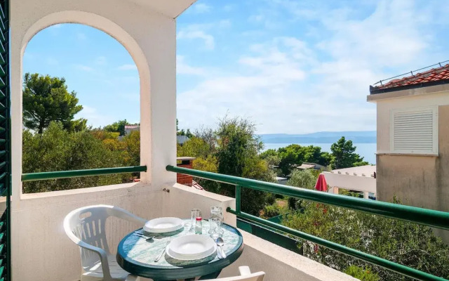 Nice Apartment in Stanici With Wifi