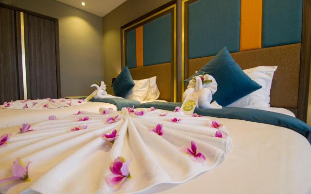Goldenbay Hotel