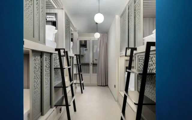 Coeo Hostel Hernan Ruiz