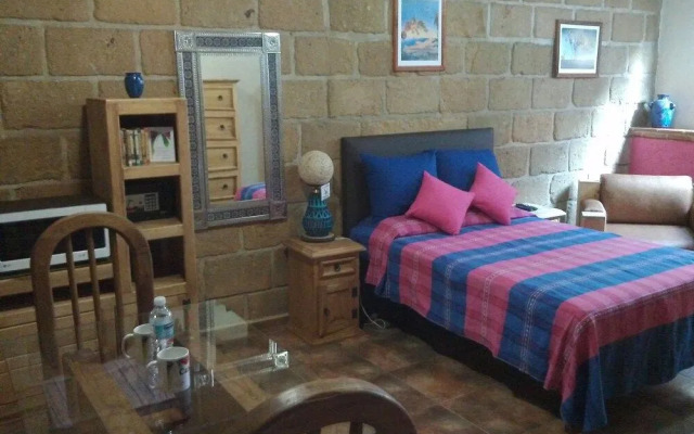 Mex Suites Casa Azul B&B