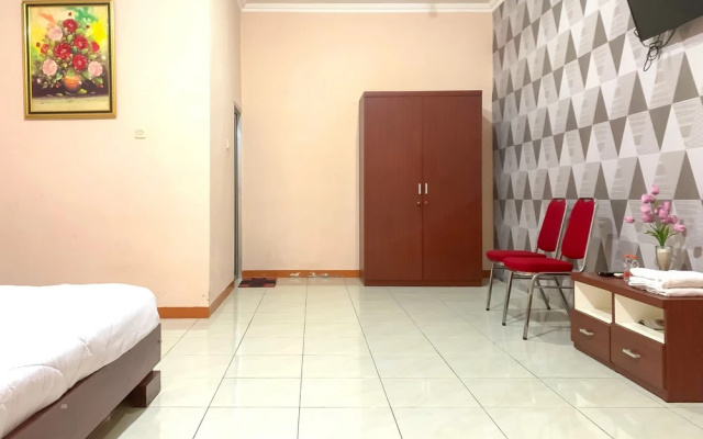 Homestay Syariah Banjar Makmur Mertoyudan RedPartner