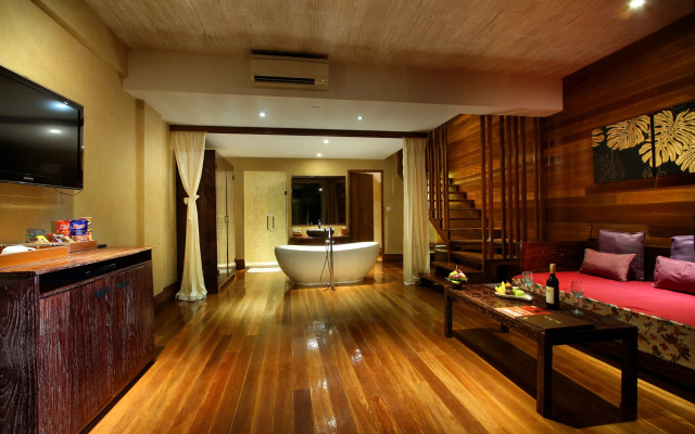 Kupu Kupu Jimbaran Beach Club & Spa by Loccitane