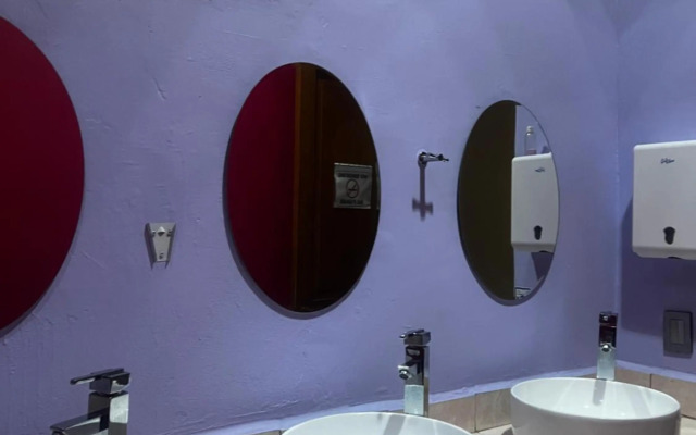 Hostal Amigo - Hostel