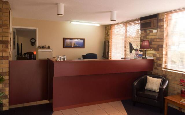 Lancaster Court Motel