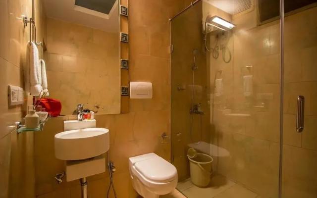 Classic Luxury Service Apartment