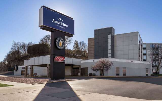 AmericInn by Wyndham Rochester Near Mayo Clinic