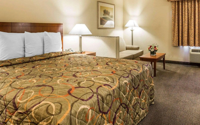 California Inn and Suites Bakersfield