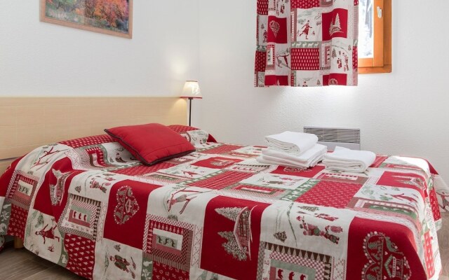 Apartment with a balcony or terrace near the piste