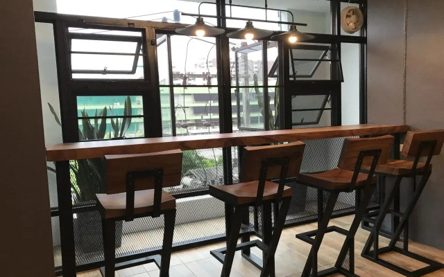 Nimman Expat Home