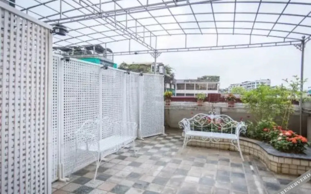 Chaozhou Two Wood Hostel