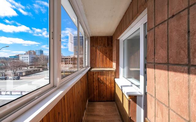 В гости на улице Челюскинцев 14/1